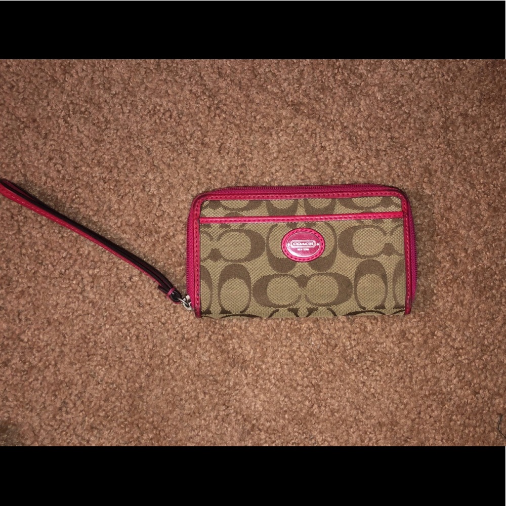 Coach Wristlet Wallet